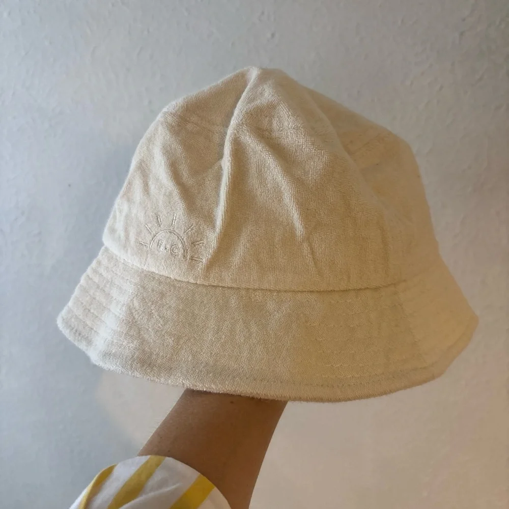 Rylee + Cru chic cream
